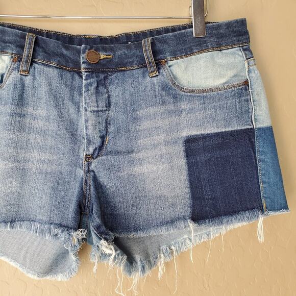 Blank NYC Cut Off Patchwork Denim Shorts - Picture 4 of 9